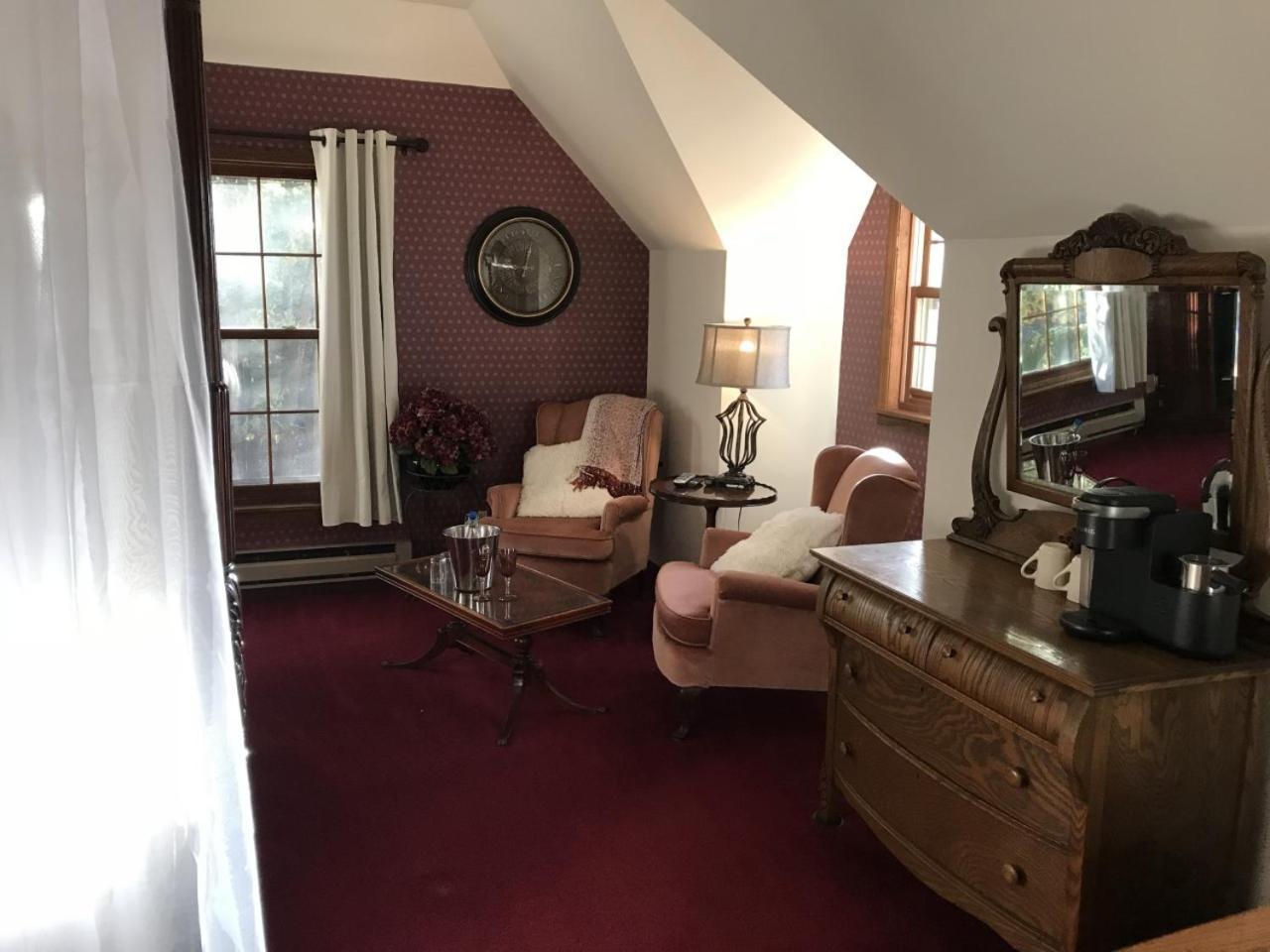 Otter Creek Eau Claire Altoona Bed and Breakfast Exteriör bild